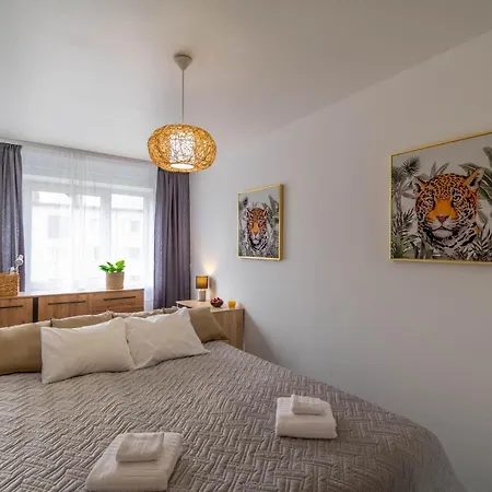 Appartement Apartments24 Laada 4 *
