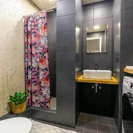 Appartement Apartments24 Laada 4 *